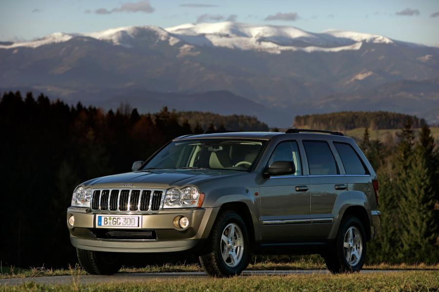  Jeep Grand Cherokee 2005 года  (фото 93 из 133)